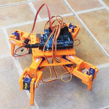 Fig. 6. Robot didáctico para competencia de fútbol-robot.