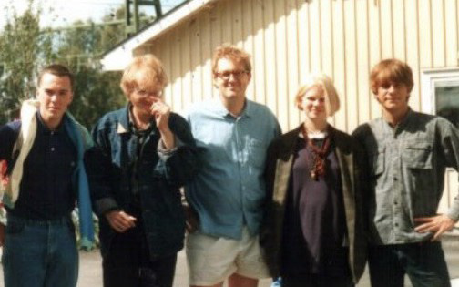 Musicians who attended to 1990’s Ethno. Lars Lundgren is in the middle, with a blue shirt.