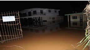 Fotografía
de la inundación en el Trapichito, La Chorrera - 2012 

 