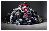 Desechos de ropa confeccionada y usada