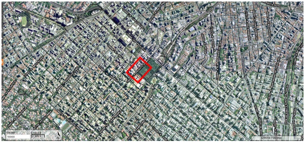 Ortofotos dos distritos Jardim Paulista (à sul do parque) e Sé (à norte do
parque) onde se localiza o Parque Trianon, o qual encontra-se destacado em
vermelho