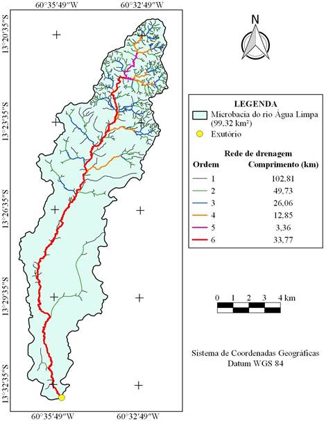 Rede e ordem de drenagem da microbacia Água Limpa,

Amazônia Ocidental, Brasil