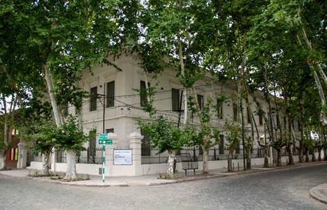  UNNOBA_Edificio Eva Perón_espacio
físico donde se dicta la asignatura de Química Analítica I