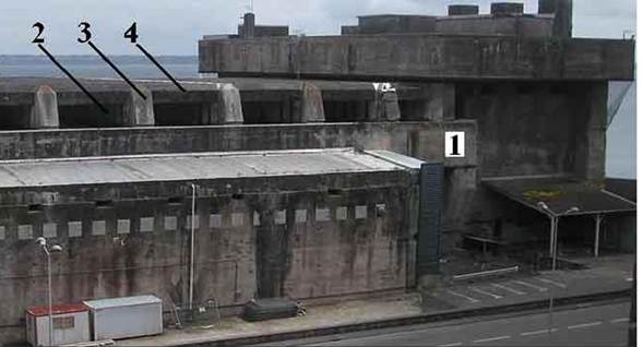 Componentes del techo en la Base de submarinos nazis de Brest