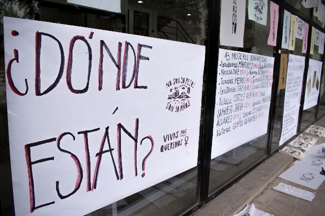 Producci&oacute;n de carteles informativos