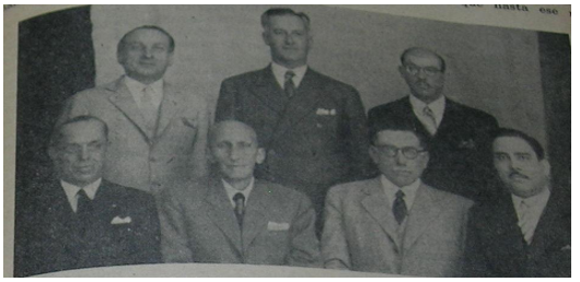 &ldquo;Jefes de Secciones y Gabinetes de Investigaciones&rdquo;. Revista  de Polic&iacute;a de la Provincia de Buenos Aires,  A&ntilde;o II, N&ordm;19, noviembre de 1942, p. 145.
