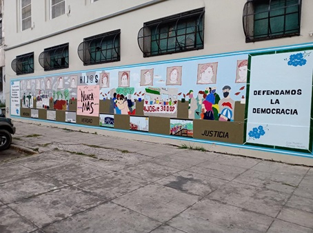 Mural realizado por HIJOS de Berisso