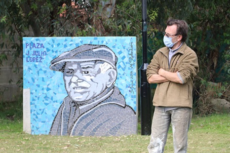 Homenaje
en Plaza Jorge Julio L&oacute;pez, Ensenada