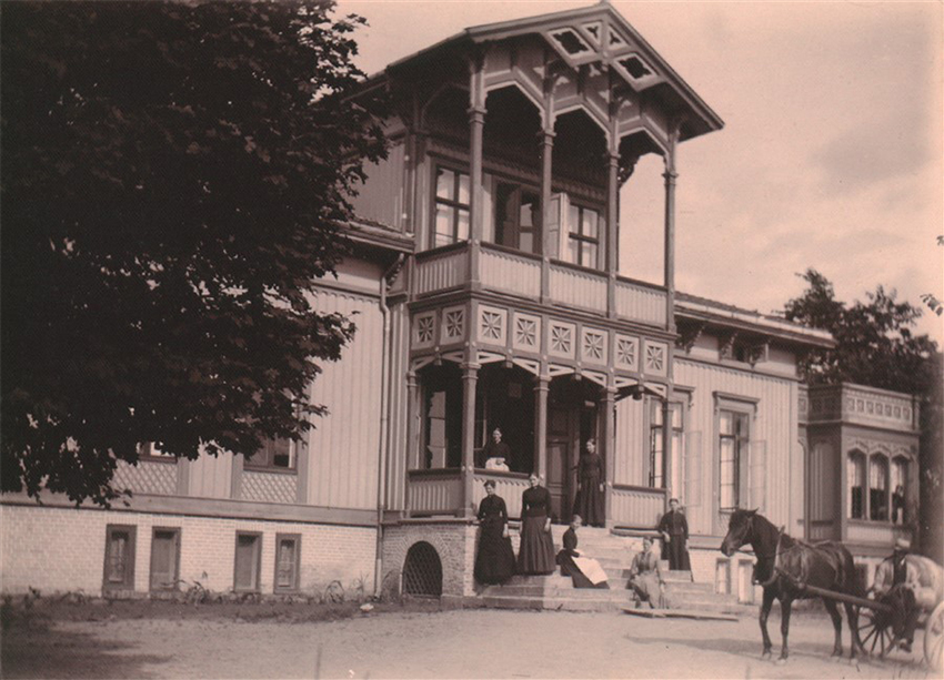 Craft Teacher&acute;s Seminar / Taller de sl&ouml;jd (trabajo manual).