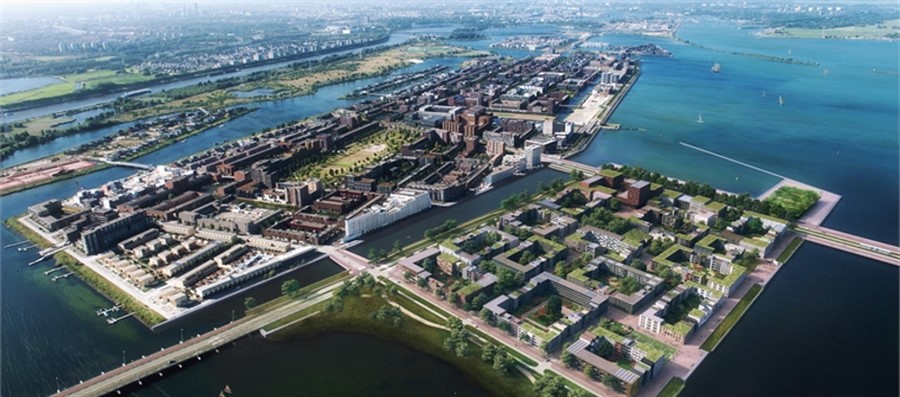 Intervenci&oacute;n de Centrumeiland,
a la derecha de la imagen. 