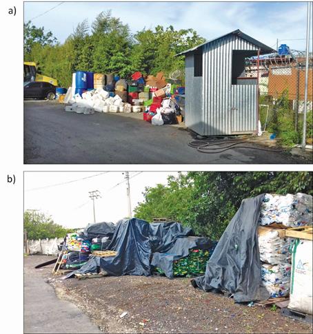 Inadecuado almacenamiento al aire libre (a) y adecuado (b). 

 