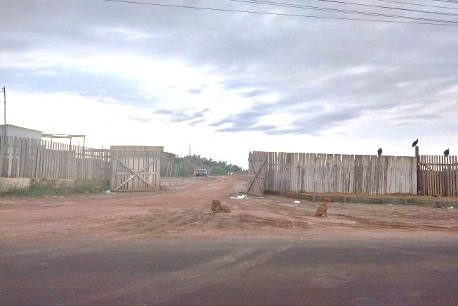 Lixeira p&uacute;blica parte externa &ndash; Manacapuru