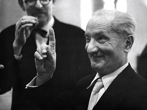 MARTIN HEIDDEGER. 