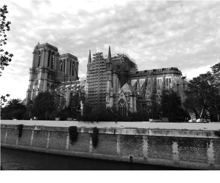 NOTRE DAME.