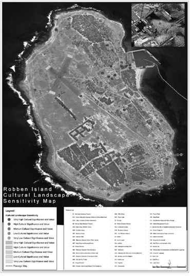 MAPA QUE MUESTRA LA LOCALIZACIÓN DE LA ISLA ROBBEN, SITIO DE
PATRIMONIO MUNDIAL Y LOS NIVELES DE SENSIBILIDAD.