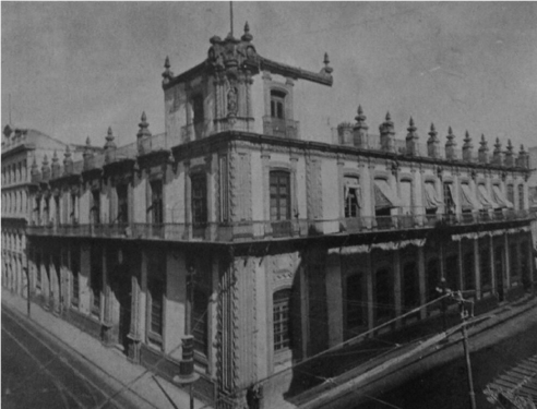 PALACIO DE
LOS CONDES DE SAN MATEO DE VALPARAISO. Antes de la aplicación de tezontle en la
fachada.
