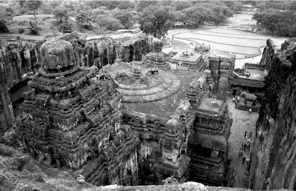 TEMPLO
KAILASHNATH EN LAS CUEVAS DE ELLORA, INDIA.