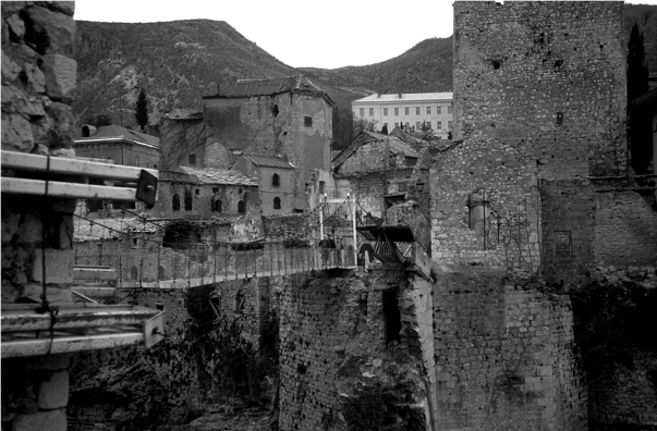 FIGURE 2. PROVISIONAL BRIDGE, built on the ruins
of the Mostar Bridge.