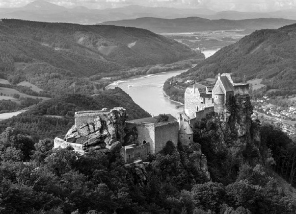 CASTELO
AGSTEIN.
