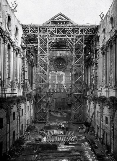 SANTA CHIARA EN EL INICIO DE LOS TRABAJOS.