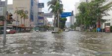 Repercusiones e inundaciones provocadas por la tormenta tropical Manuel en la Av. Miguel Alemán Valdés