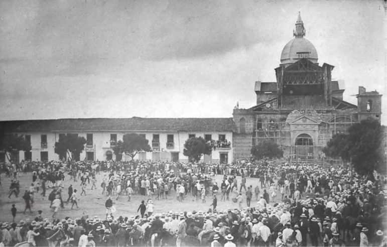 Catedral
Nuestra señora de La Pobreza en proceso de construcción a fines de la década de
1910