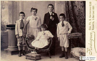 Jorge Dagron, Josefina Dagron de Laborie, Arturo Dagron, Mar&iacute;a Dagron, y Mar&iacute;a Elena Dagron