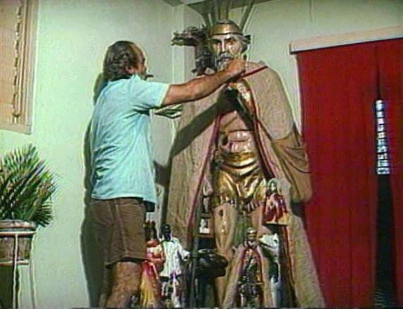 Fotograma de Lázaro Babalú (1994, Rolando González)