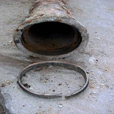 In
Philadelphia the joints of the pipes were filled with led, technique that was also used in Havana. 

 