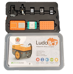 Kit LudoBot
e as peças de encaixe.