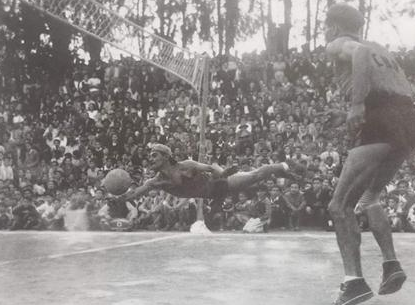 Final campeonato de ecuavoley, en la provincia de Pichincha,
año de 1952, país Ecuador
