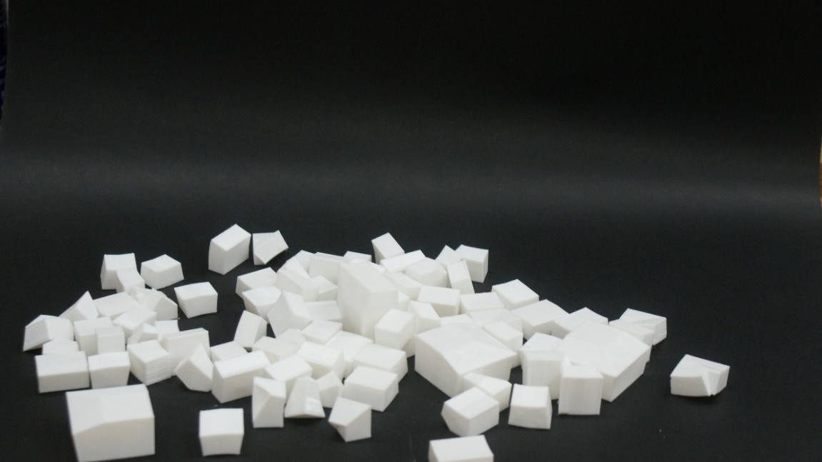 Piezas fabricadas digitalmente por FDM con PLA.