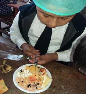Experimento de la
prueba de yodo en alimentos que consume en el recreo