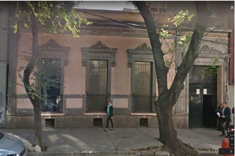 Figura 6: Fachada de una Casa
Mexicana ubicada en la colonia Santa María la Ribera. Esta es una de las
fachadas más características de la zona. https://www.google.com.mx/maps/
consulta 14/08/2017.Del libro de Arquitectura Domestica de la Ciudad de México
(1890-1925).