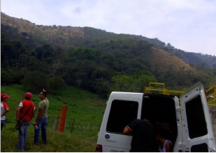 Práctica de campo, primera estación (tala y quema, erosión
e incorporación de ganado vacuno)