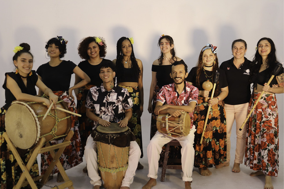 Zapata, M. (2022). Semillero de investigación y grupo de proyección "Músicas Tradicionales del Caribe Colombiano", compuesto por estudiantes de la Facultad de Prácticas Musicales y Sonoras y la Facultad de Prácticas Creativas. 