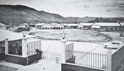 Instalaciones de la Direcci&oacute;n de Caminos, 1959. All&iacute; se aloj&oacute; en un primer momento la Direcci&oacute;n de Urbanismo y Arquitectura (DUA), encargada de coordinar las edificaciones p&uacute;blicas.