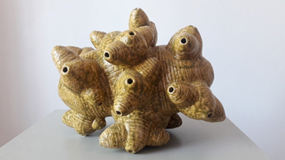 Fragmento. Ramón Durán. Stoneware, cono 6,
engobe vítreo de Saucillo, quema de oxidación en horno eléctrico.