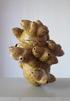 Fragmento. Ramón Durán.
Stoneware, cono 6, engobe vítreo de Saucillo, quema de oxidación en horno
eléctrico.