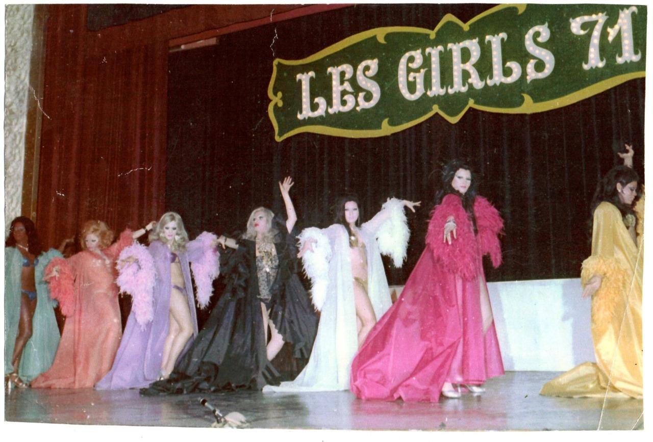 Les Girls 71 ensayando en el teatro El Nacional